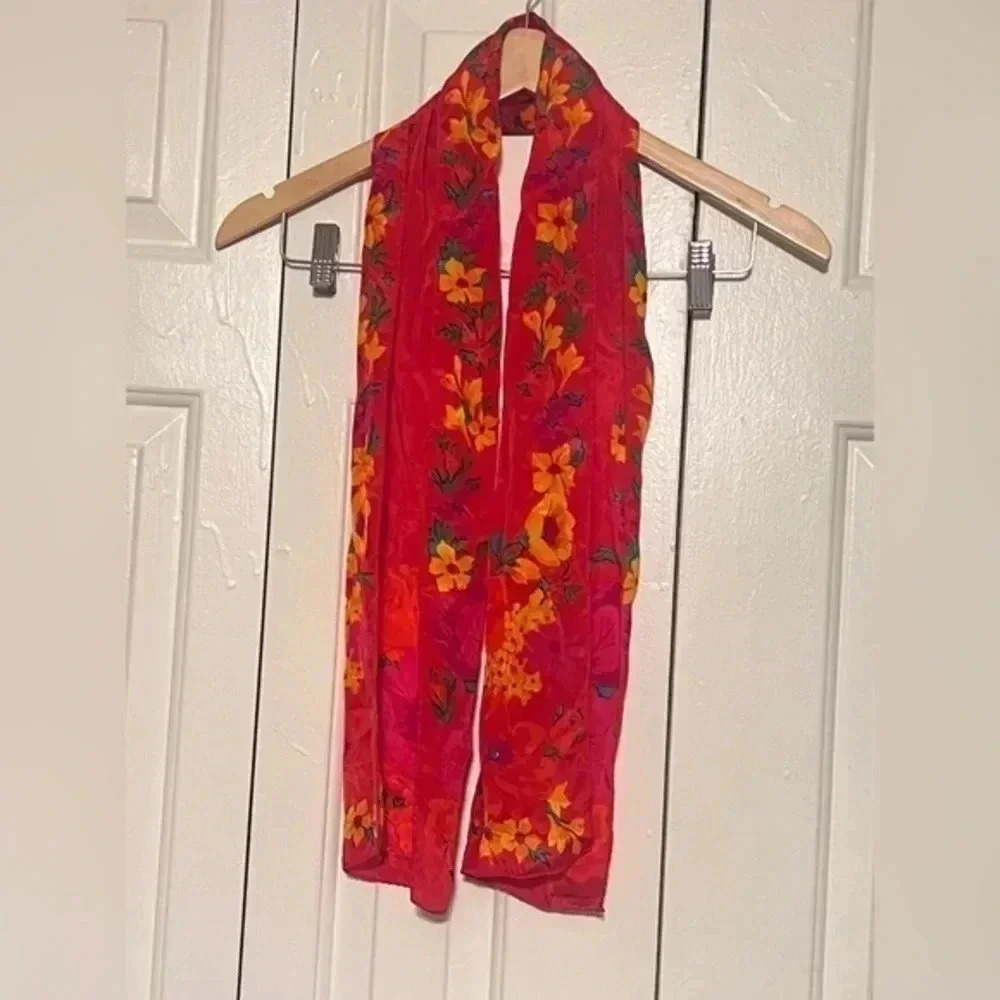 Liz Claiborne Beautiful Red Floral Print Silk Summer Scarf